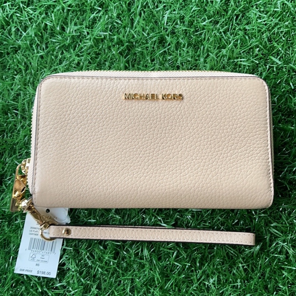 Michael Kors Jet Set Travel Lg Flat Multifunctional Phone Case-Wristlet-Wallet - Picture 16 of 16